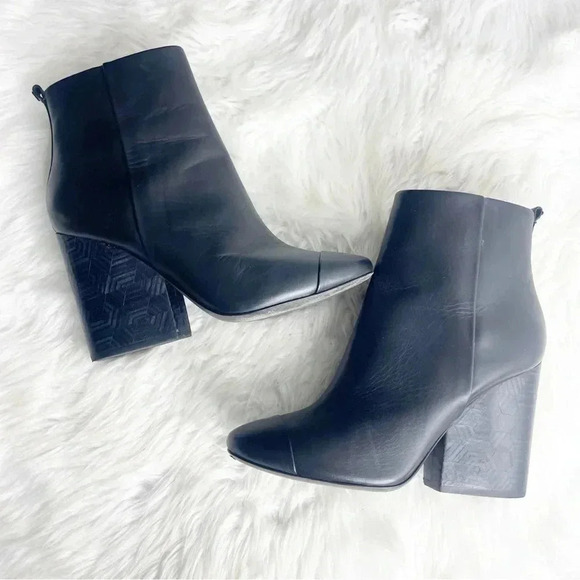 Tory Burch Womens Grove Leather Ankle Booties Size 8.5 - Picture 1 of 10
